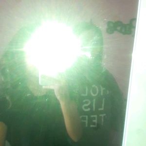 Meet your Posher, Iris